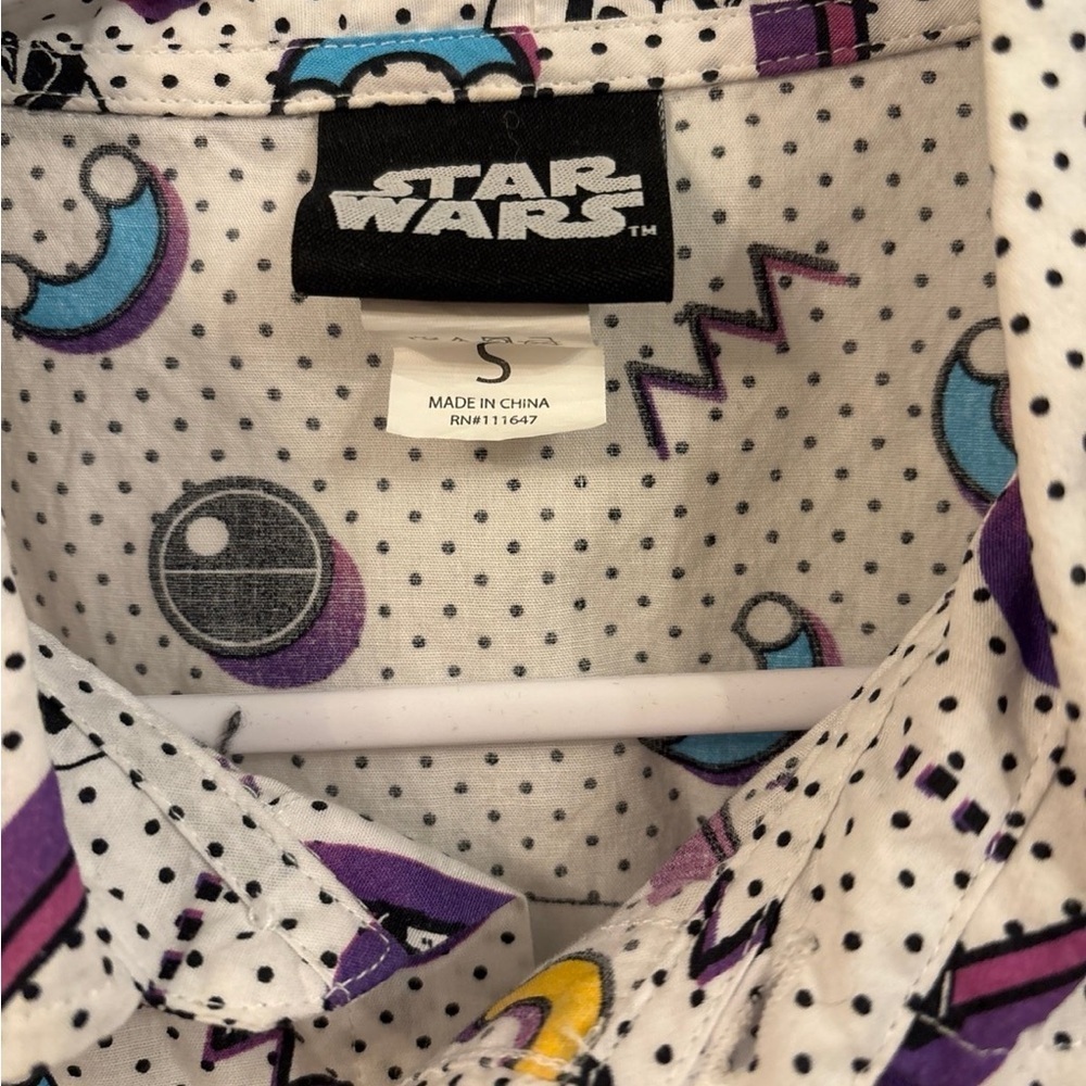 Star Wars Lucasfilm Retro Stormtrooper Button Down Short Sleeve Shirt S - Picture 4 of 4